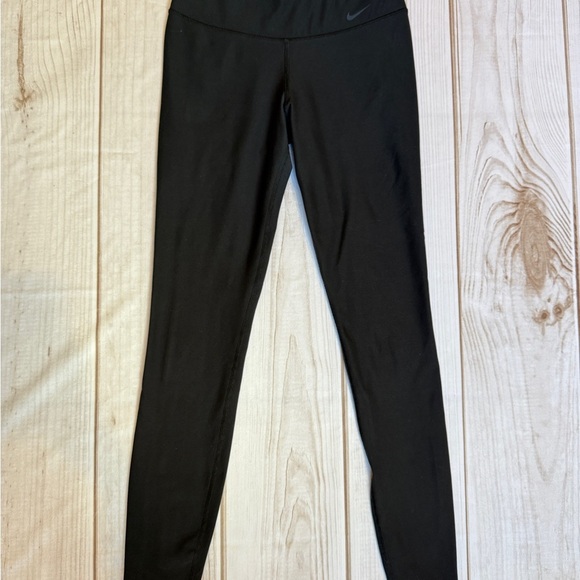 Nike Jet Black Active Leggings - Picture 1 of 4